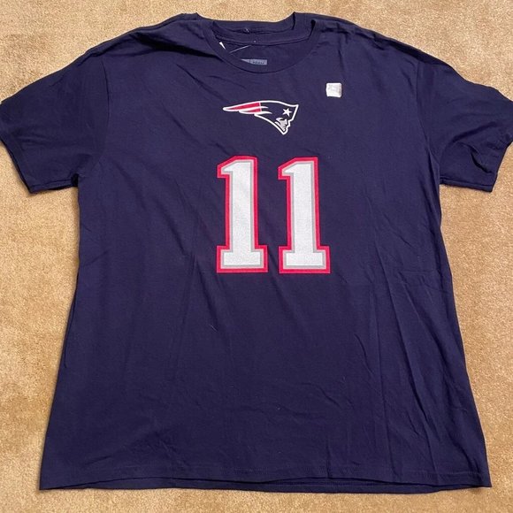 NFL New England Patriots Julian Edelman T-Shirt (NWT) - Picture 1 of 3